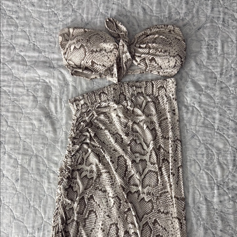 Discovery Snake Print Maxi Skirt Set